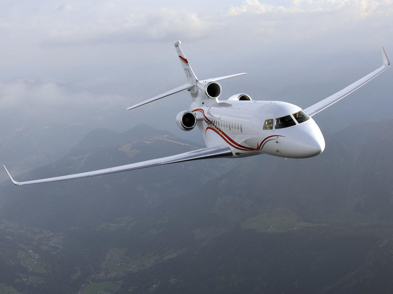 dassault-falcon-7x-exterior Dassault Falcon 7X (Exterior) - Available for Private Charter from Execflyer