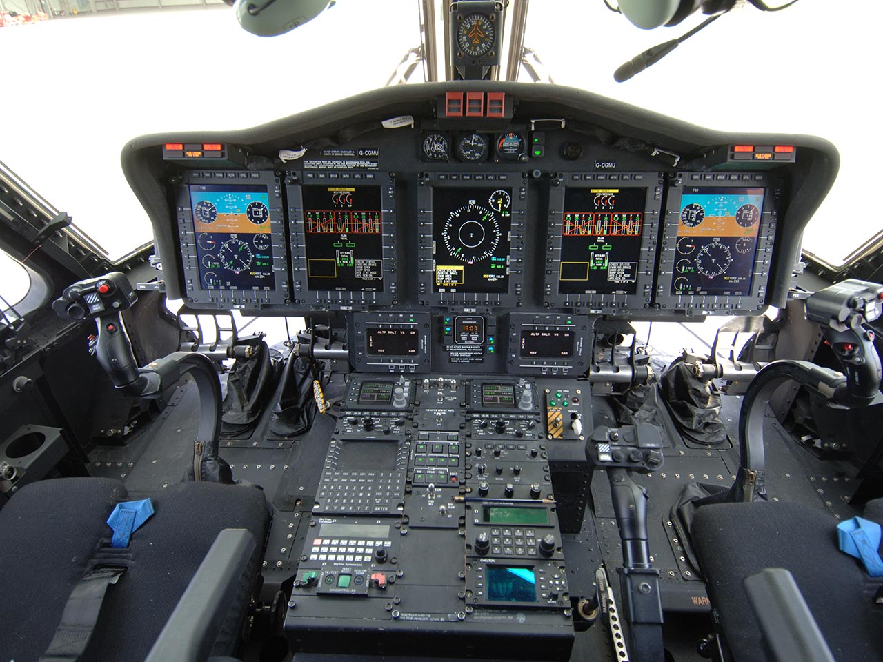 Sikorsky S92 (Cockpit) - Available for Private Charter from Execflyer
