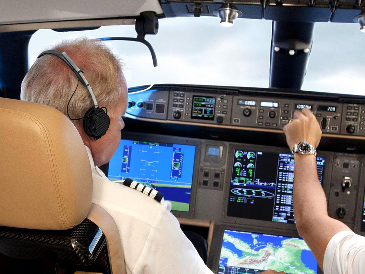 bombardier-global-7500-cockpit Bombardier Global 7500 Interior